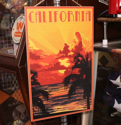 アメリカンウッドサイン　 カリフォルニアフルムーン サインプレート サインボード 木製看板　アメリカ雑貨屋　サンブリッヂ　看板通販